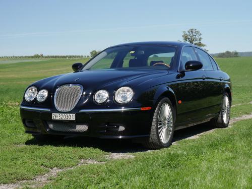 jaguar s-type 4-2 schwarz schwarz 2005 0002 3