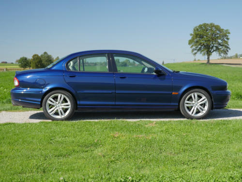 jaguar x-type 3-0 v6 24 dunkelblau 2003 0007 8