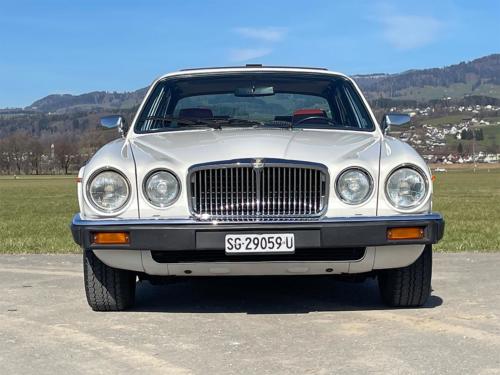 jaguar xj12 limousine serie III weiss 1982 0004 IMG 5