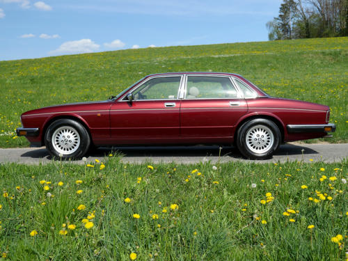 jaguar xj40 sovereign bordeaux 1992 0000 1