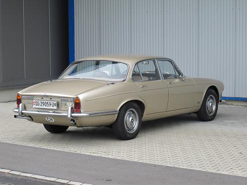 jaguar xj6 serie 1 2.8 manual beige 1969 1200x900 0002 3