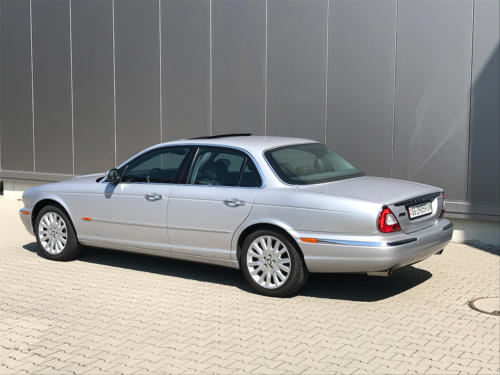 jaguar xj8 3.5 V8 Executive silber 2004 0003 4