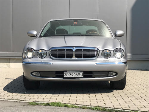 jaguar xj8 3.5 V8 Executive silber 2004 0004 5