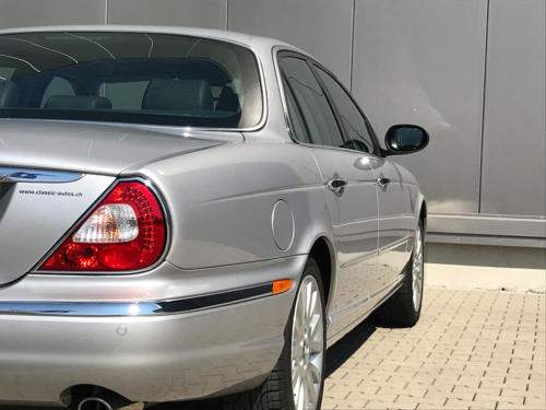 jaguar xj8 3.5 V8 Executive silber 2004 0009 10