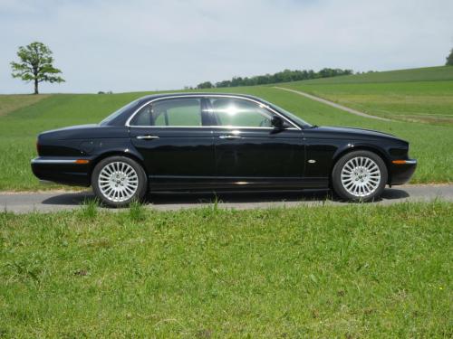 jaguar xj8 sovereign 4-2 v8 schwarz 2005 0006 7