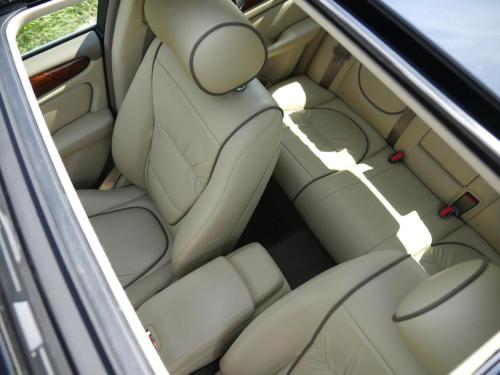 jaguar xj8 sovereign 4-2 v8 schwarz 2005 0015 16
