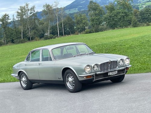 jaguar xj 12 l limousine serie 2 silber 1974 0002 IMG 3