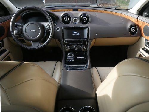 jaguar xj 3.0 V6D 351 caviar red 2016 0011 12