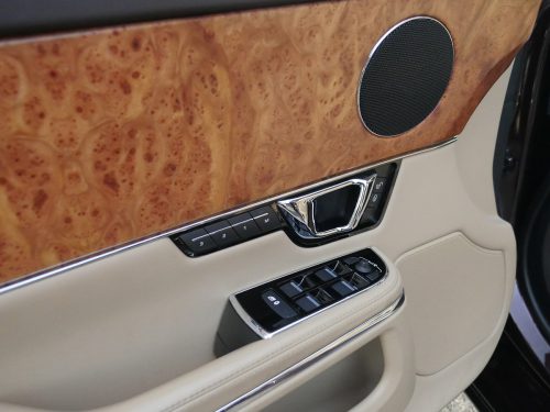 jaguar xj 3.0 V6D 351 caviar red 2016 0013 14