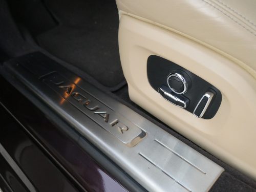 jaguar xj 3.0 V6D 351 caviar red 2016 0014 15