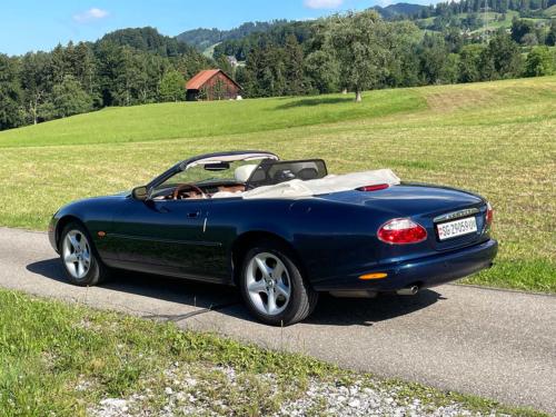 jaguar xk8 cabriolet dunkelblau 2001 0003 IMG 4