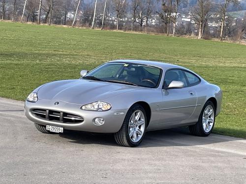 jaguar xk8 coupe silber 2001 0001 IMG 2