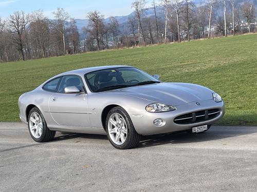 jaguar xk8 coupe silber 2001 0002 IMG 3