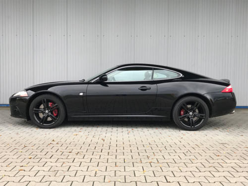 jaguar xkr coupe 4-2 liter supercharched schwarz 2008 0000 1