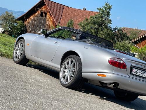 jaguar xkr sc 4-2 cabriolet silber 2003 0009 IMG 10