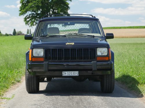 jeep cherokee 4-0 high output schwarz 1993 0003 4