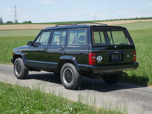 jeep cherokee 4-0 high output schwarz 1993 0010 11