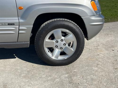 jeep grand cherokee 4-7 liter ltd silber 2001 0009 IMG 10