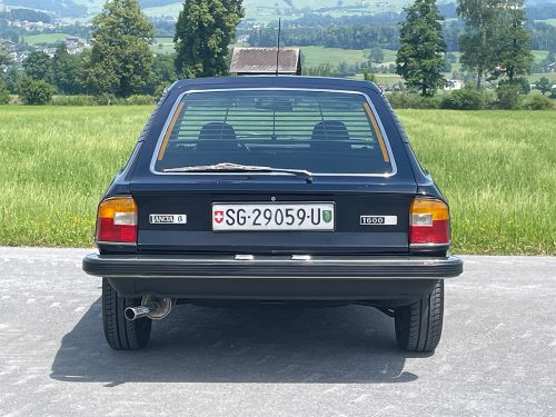 lancia beta 1600 hpe dunkelblau s1 1977 0006 IMG 7 (1)