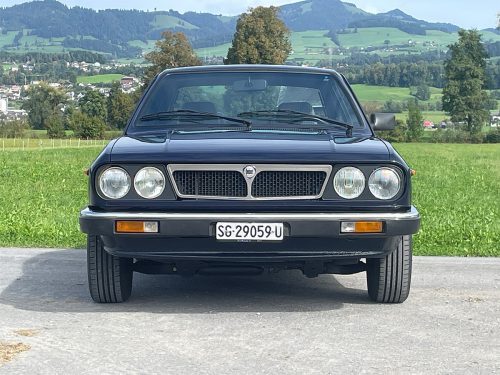 lancia beta coupe 2000 i-e dunkelblau 1986 0003 IMG 4