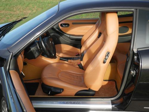 maserati coupe gt 4200 cambiocorsa schwarz 2002 0012 13