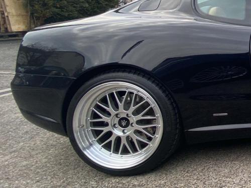 maserati coupe gt 4200 cambiocorsa schwarz 2002 0025 27