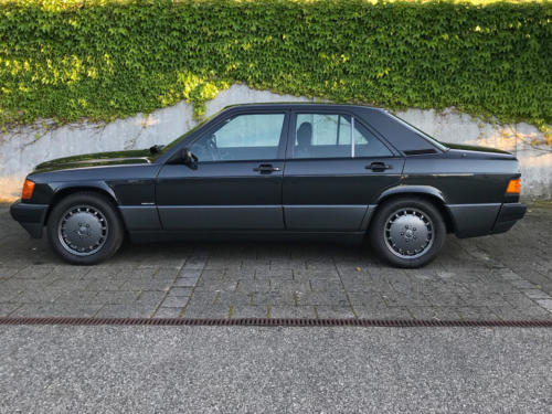 mercedes benz 190 e 2-3 schwarz 1991 0000 1