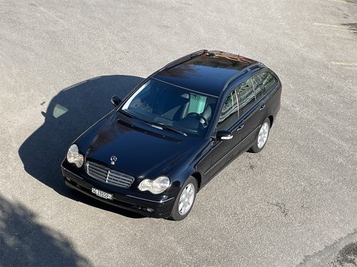 mercedes benz 240 t kombi 4-matic schwarz 2003 0015 IMG 16