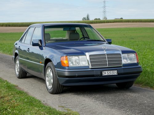 mercedes benz 300 E W124 blau 1993 0003 4