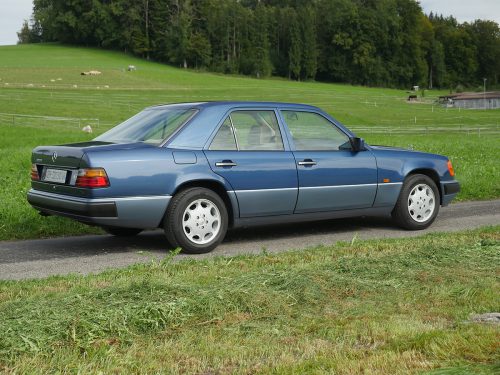 mercedes benz 300 E W124 blau 1993 0006 7