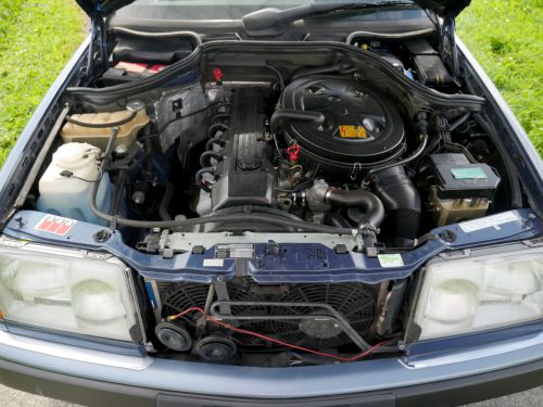 mercedes benz 300 E W124 blau 1993 0017 19