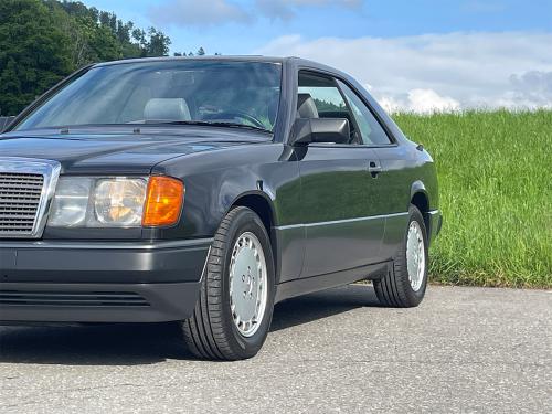 mercedes benz 300 ce coupe w124 schwarz 1989 0005 IMG 6