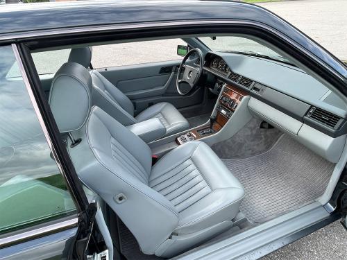 mercedes benz 300 ce coupe w124 schwarz 1989 0010 IMG 11