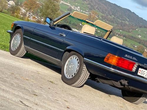 mercedes benz 300 sl cabriolet R107 dunkelblau 1989 0009 IMG 10