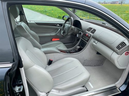 mercedes benz 430 clk v8 coupe smaragdschwarz 2000 0010 IMG 11