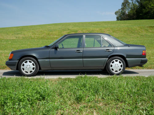 mercedes benz e400 schwarz 1993 0000 1