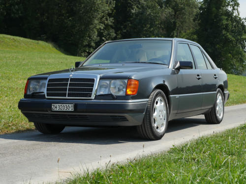 mercedes benz e400 schwarz 1993 0001 2