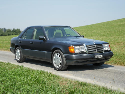 mercedes benz e400 schwarz 1993 0003 4