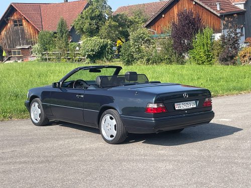 mercedes benz e 220 cabriolet final edition schwarz 1997 0005 IMG 6