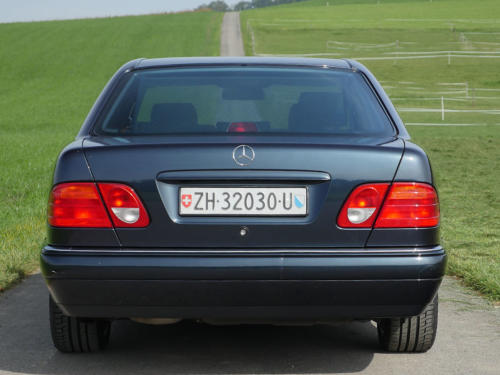 mercedes benz e 430 avantgarde schwarz 1998 0004 5