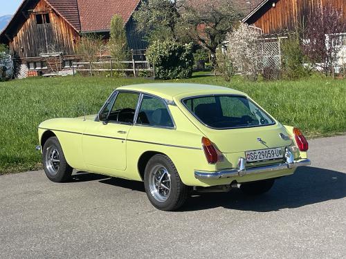 mg b gt coupe chartreuse 1976.psd 0003 IMG 4