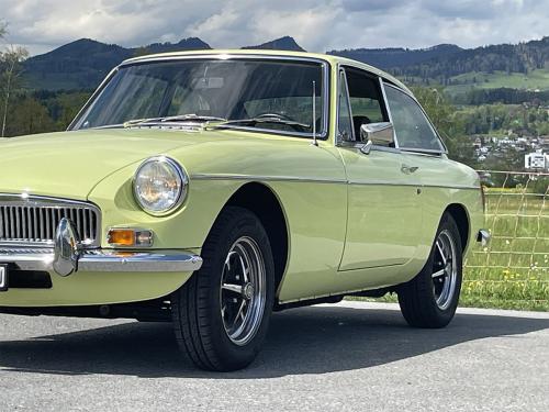 mg b gt coupe chartreuse 1976.psd 0006 IMG 7