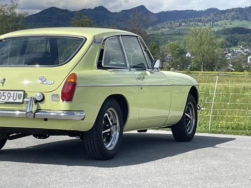 mg b gt coupe chartreuse 1976.psd 0009 IMG 10