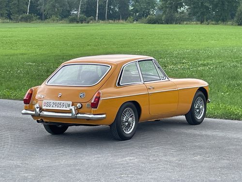 mg b gt coupe dunkelgelb speichenfelgen 1972 0003 IMG 4