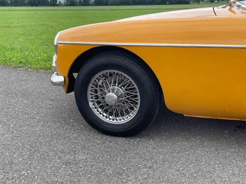mg b gt coupe dunkelgelb speichenfelgen 1972 0009 IMG 10
