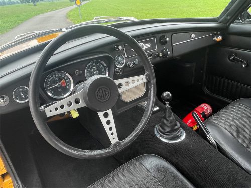 mg b gt coupe dunkelgelb speichenfelgen 1972 0012 IMG 13