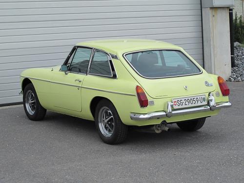 mg b gt coupe primrose yellow 1976 1200x900 0002 3