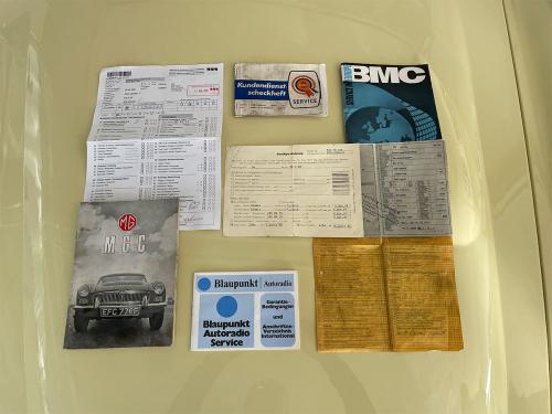 mg c gt coupe 3-0 primrose 1969 0018 IMG 20