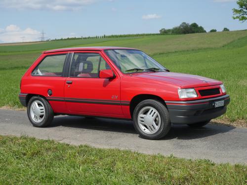 opel corsa joy 1-2i rot 1992 0004 5
