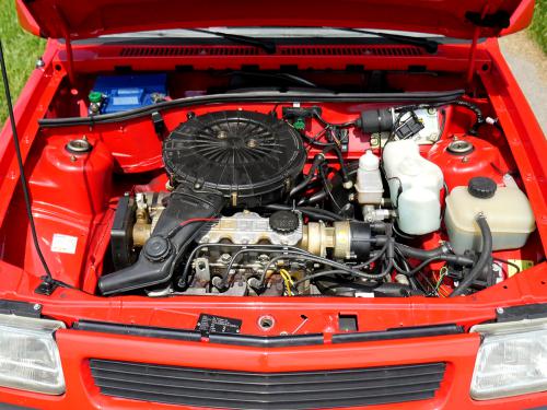 opel corsa joy 1-2i rot 1992 0016 17